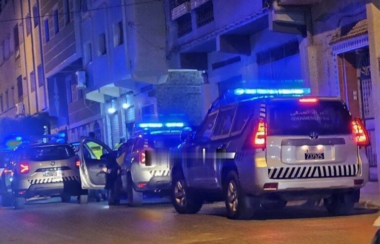 الدرك الملكي يداهم مقاهي الشيشة بالدريوش.. وحملة واسعة لحماية الشباب وتعزيز الأمن