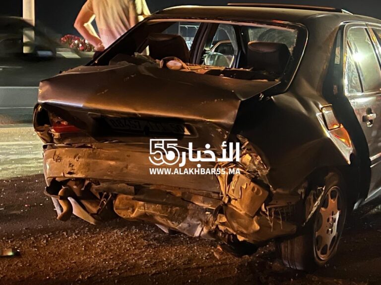 حادثة سير خطيرة بمدخل العروي تُسفر عن إصابة شخصين وإلحاق أضرار جسيمة بسيارتين