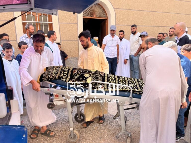 جنازة مهيبة لابنة إمام مسجد الهدى بالعروي ضحية الغرق بشاطئ الشعابي
