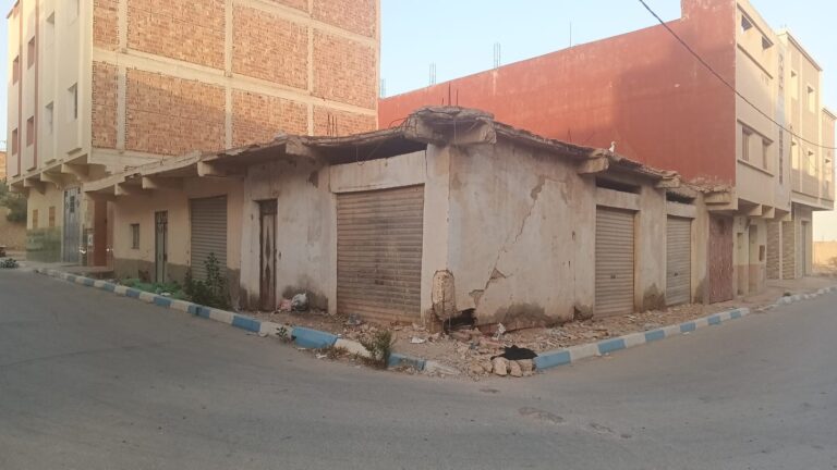 منزل آيل للسقوط يهدد سلامة المواطنين بحي القدس مطالب بتدخل عاجل من السلطات