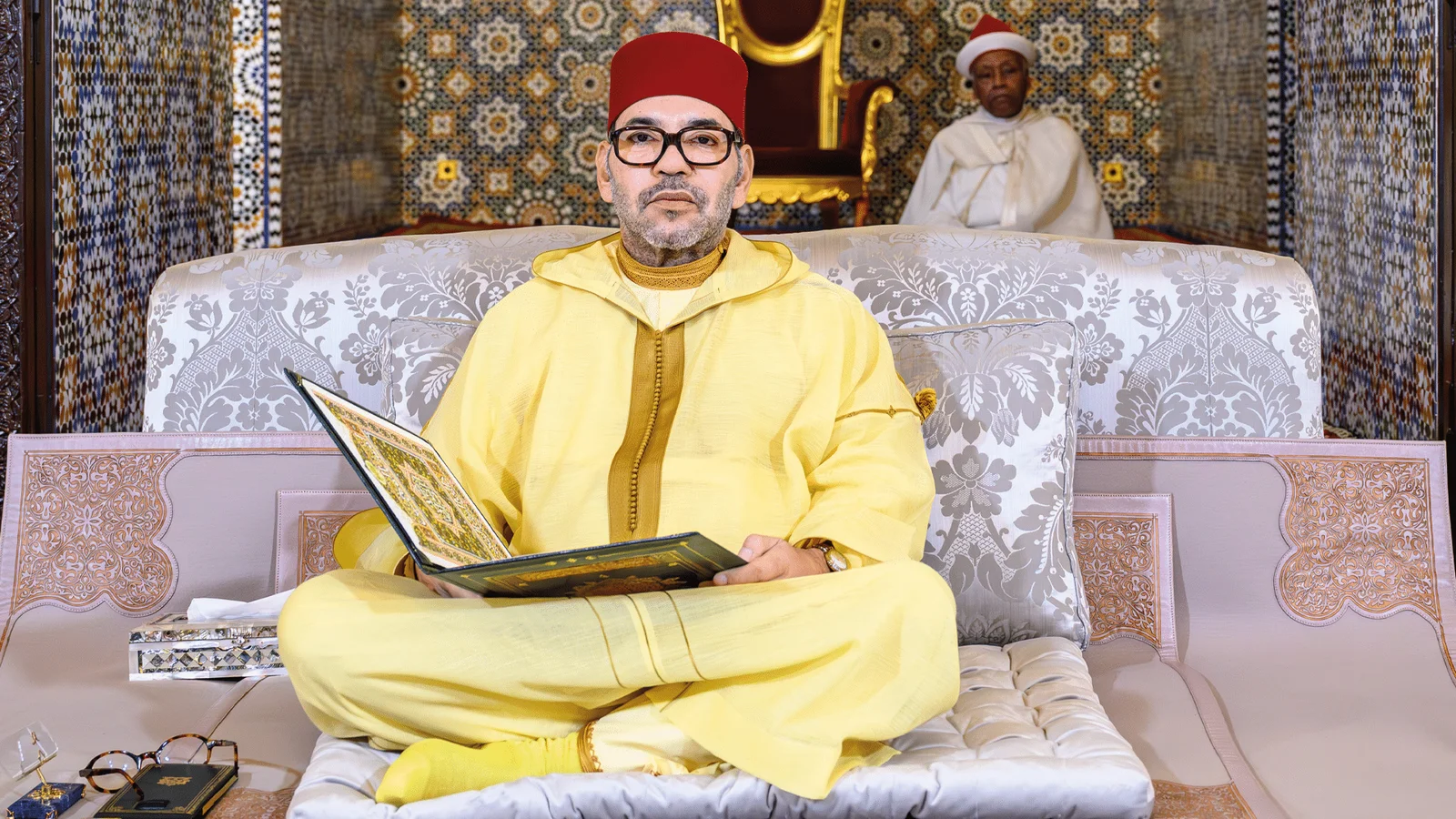 امير المؤمنين يترأس إحياء ليلة المولد النبوي الشريف بمسجد حسان بالرباط