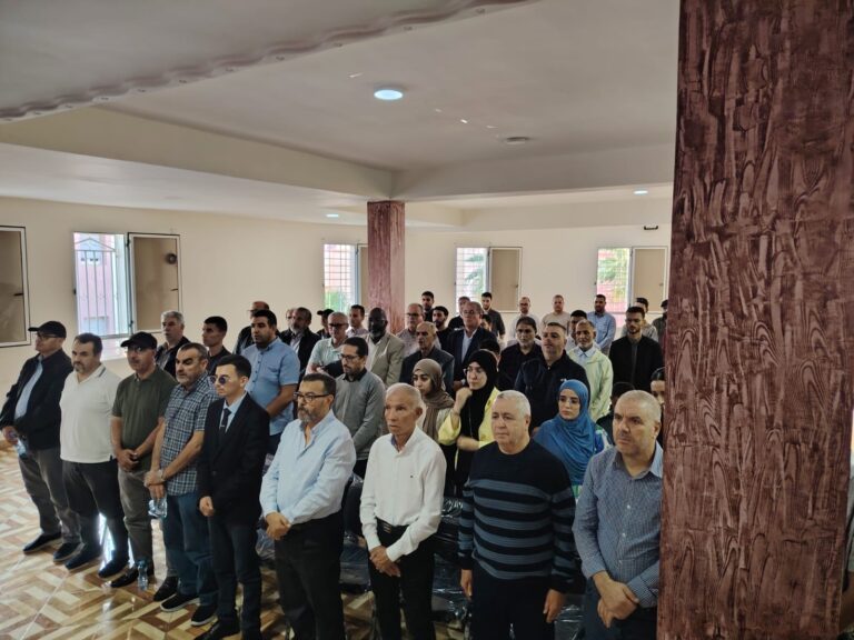 جمعية واد وزاج بالعروي تحتفي بأساتذة الدعم التربوي وتكرم أطر التعليم المتقاعدين