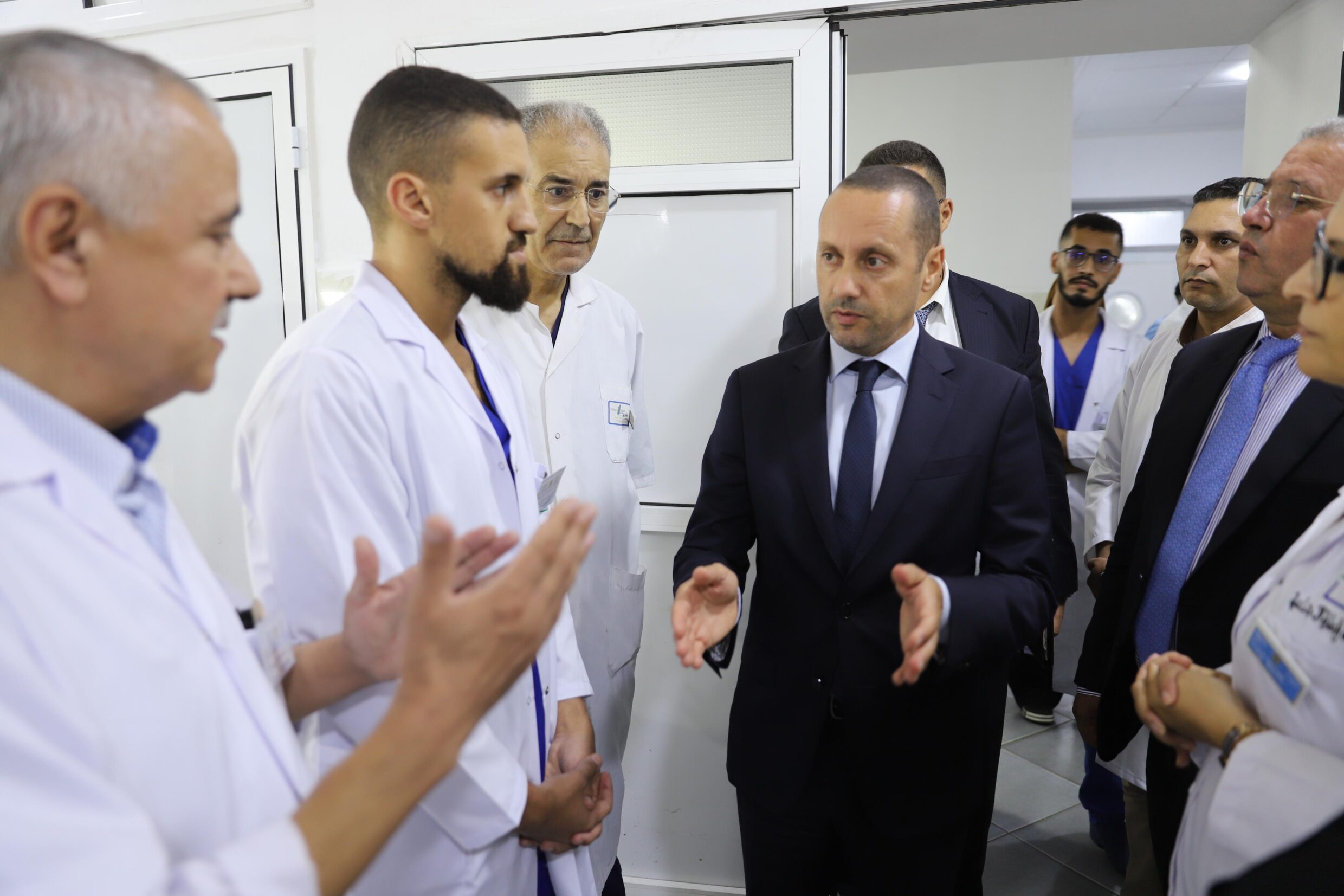 مستشفى القرب بالعروي والمستشفى الحسني بالناظور ضمن قائمة المراكز المستفيدة من برنامج الإصلاح والتأهيل الوطني