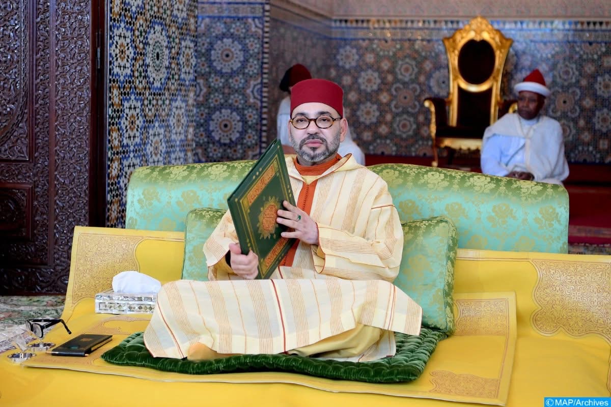 الملك محمد السادس يترأس بالرباط حفلاً دينياً في الذكرى الـ27 لوفاة المغفور له الملك الحسن الثاني