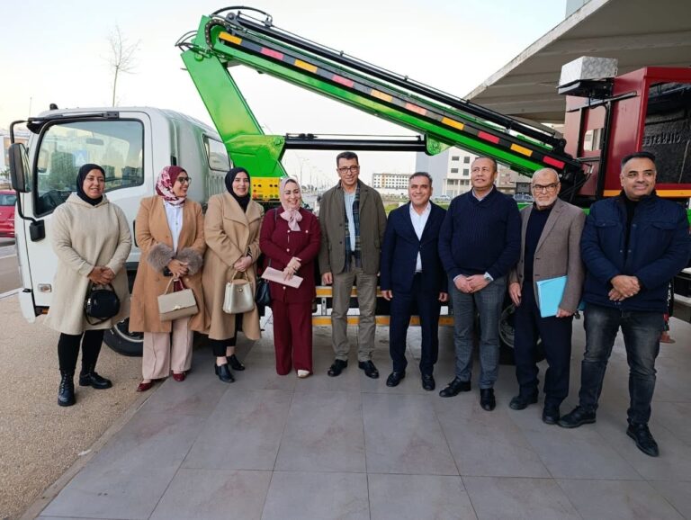 مجلس إقليم الناظور يسلّم شاحنة مجهزة بذراع هيدروليكي لجماعة بني أوكيل أولاد امحند 2 مجلس إقليم الناظور يسلّم شاحنة مجهزة بذراع هيدروليكي لجماعة بني أوكيل أولاد امحند