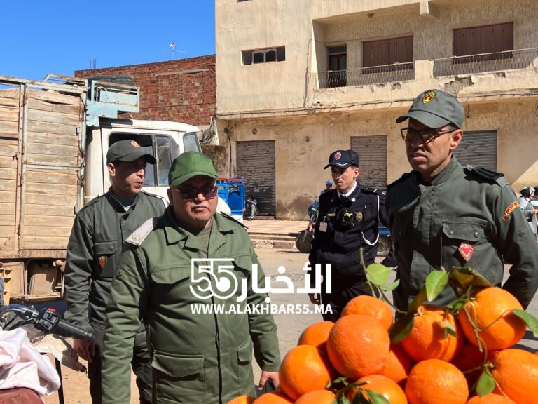 تدخل حازم لخليفة القائد بالعروي لتنظيم الباعة المتجولين وتحرير الملك العام خلال رمضان