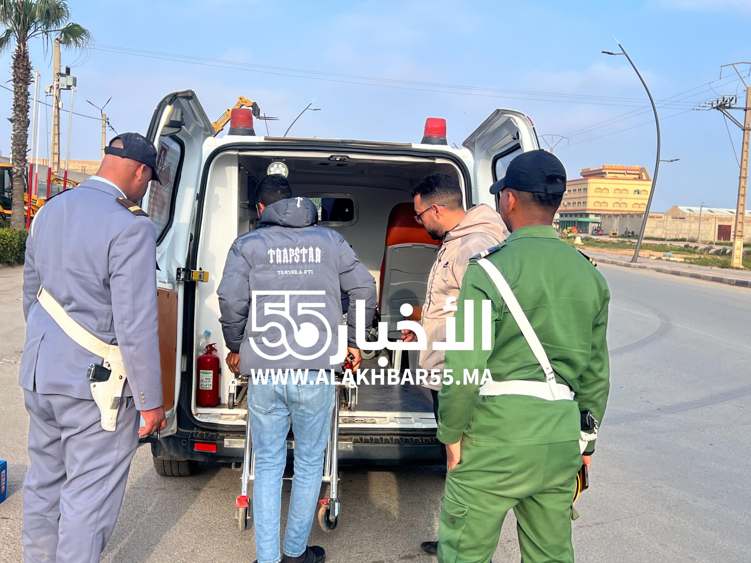 حادثة سير بين سيارة ودراجة نارية قرب محطة الراحة ببني وكيل تُسفر عن إصابة سائق الدراجة