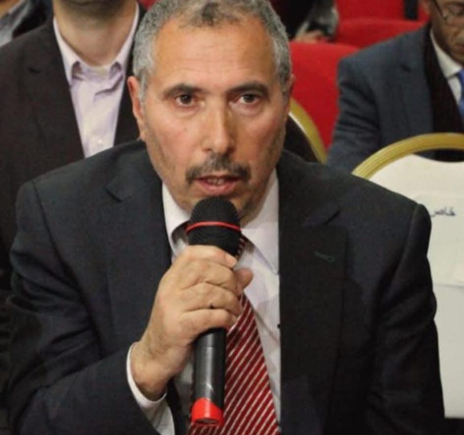ابن العروي الدكتور طاهر كركري يستعد لخوض الانتخابات التشريعية بإقليم الناظور باسم جبهة القوى الديمقراطية