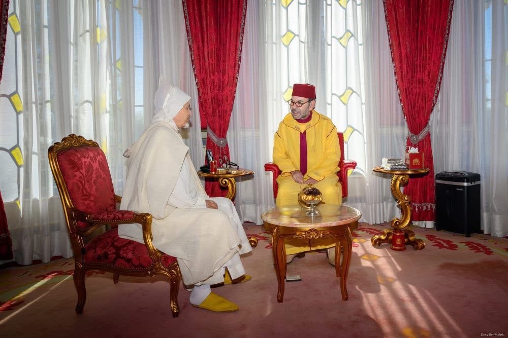 جلالة الملك يوشح محمد يسف بوسام العرش ويعين اليزيد الراضي أمينا عاما للمجلس العلمي الأعلى