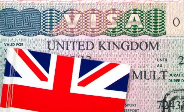 السفارة البريطانية بالمغرب تعتمد مراكز VFS Global لتسهيل إجراءات التأشيرة وتقديم المعطيات البيومترية