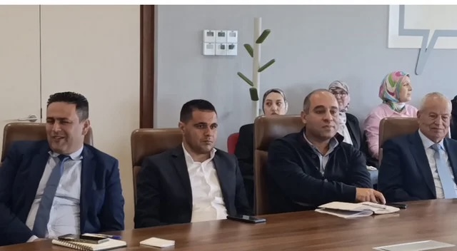 لقاء تواصلي بالناظور يناقش واقع تدبير الماء والكهرباء والتطهير السائل.. ومداخلات قوية من ممثلي جماعة العروي
