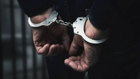 الامن بالناظور يطيح بأحد أبرز المبحوث عنهم وطنيا في قضايا المخدرات والهجرة غير الشرعية 5 الامن بالناظور يطيح بأحد أبرز المبحوث عنهم وطنيا في قضايا المخدرات والهجرة غير الشرعية