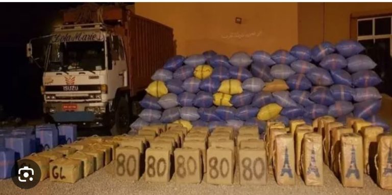 استنفار أمني بسلوان بعد حجز سيارة محملة بـ40 رزمة من الشيرا تُقدر بحوالي طن ونصف وفتح تحقيق لكشف المتورطين