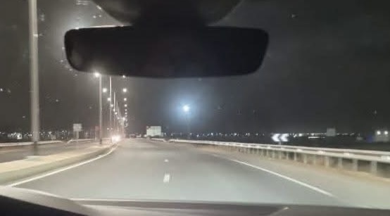 إطلاق الإنارة العمومية بالطريق الرابطة بين الناظور وأركمان.. خطوة جديدة لتعزيز السلامة وجمالية المنطقة 1 إطلاق الإنارة العمومية بالطريق الرابطة بين الناظور وأركمان.. خطوة جديدة لتعزيز السلامة وجمالية المنطقة