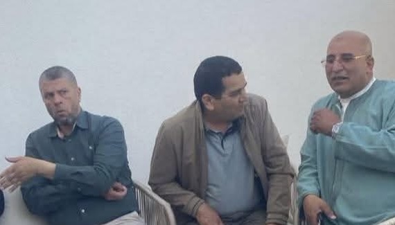 زلزال انتخابي بأولاد ستوت.. 18 مستشاراً استقلالياً يستعدون للالتحاق بـ«البام» ودعم محمد المومني
