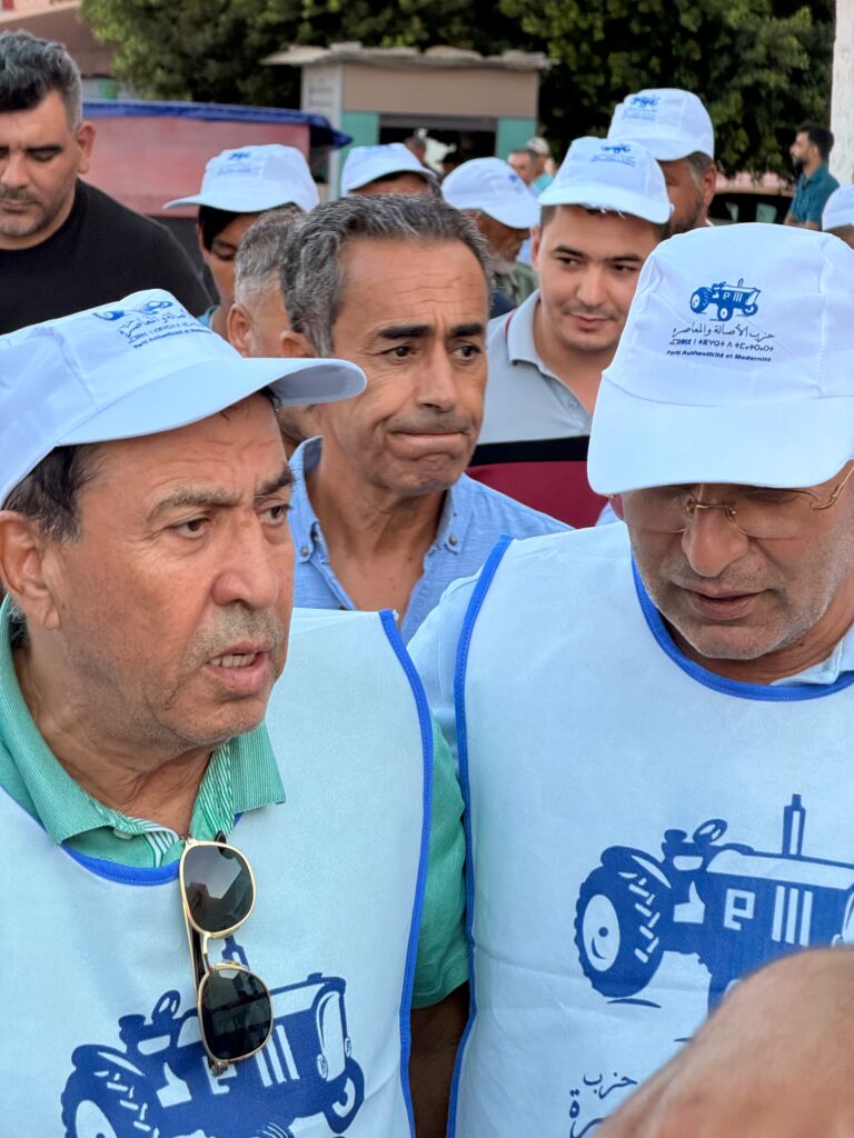 بعد جولة واسعة.. المومني يختتم قافلته الانتخابية اليوم بزيارة مقر الحملة بزايو ومهرجان خطابي مرتقب غداً الخميس مساءا